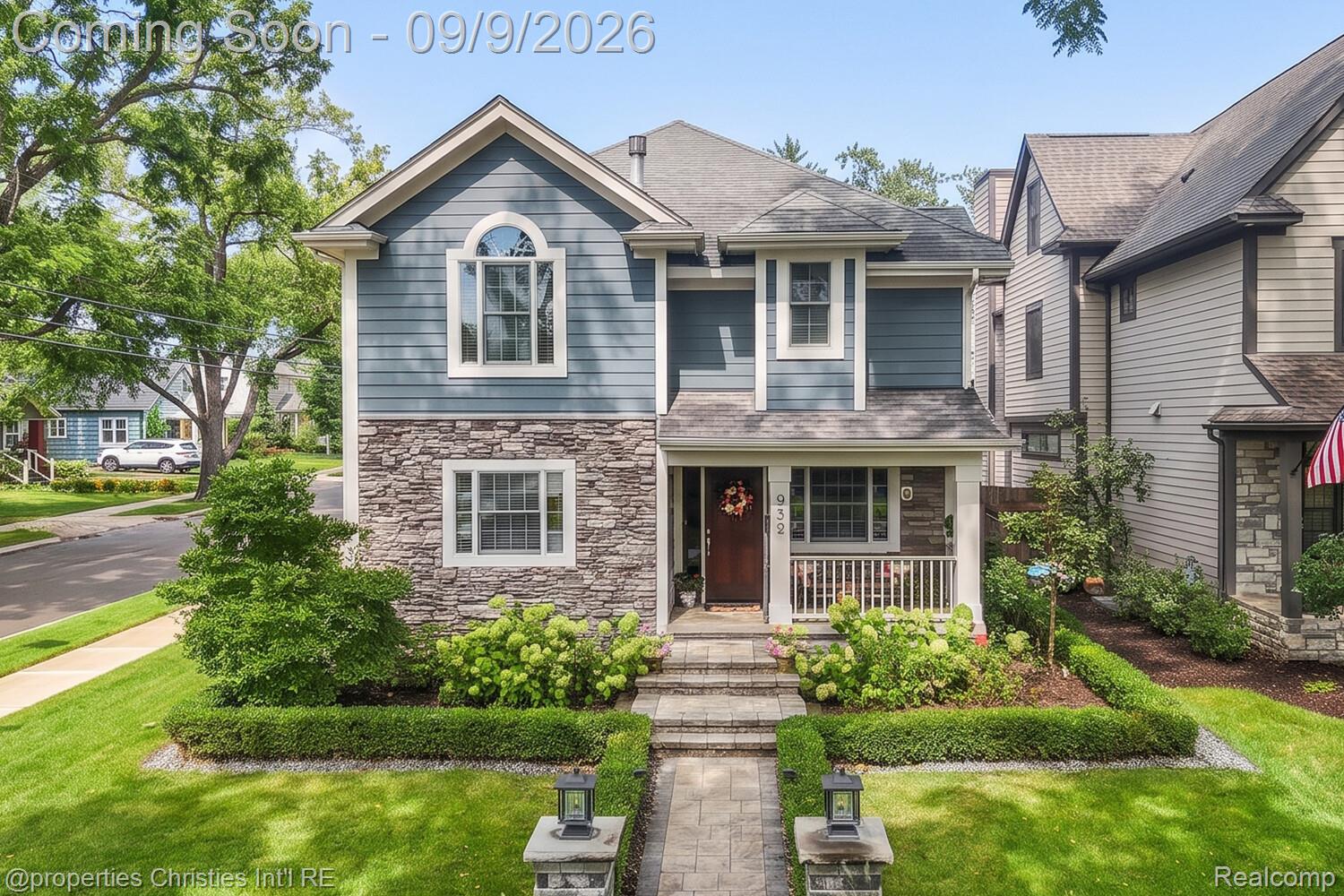932 Roselawn Drive
