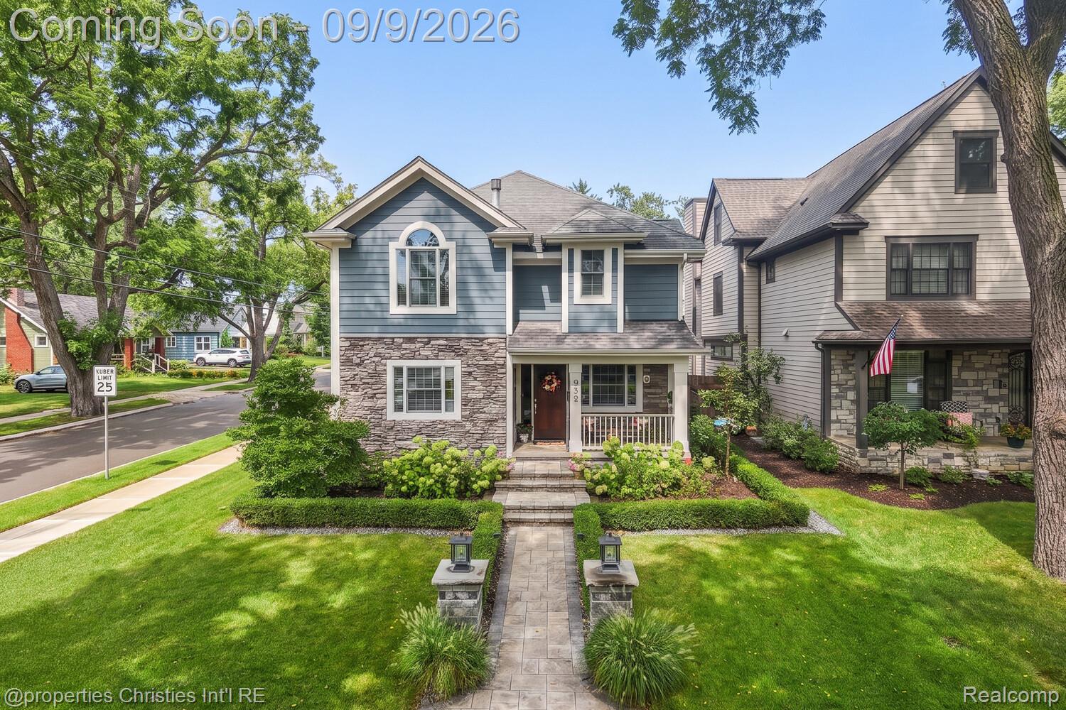 932 Roselawn Drive