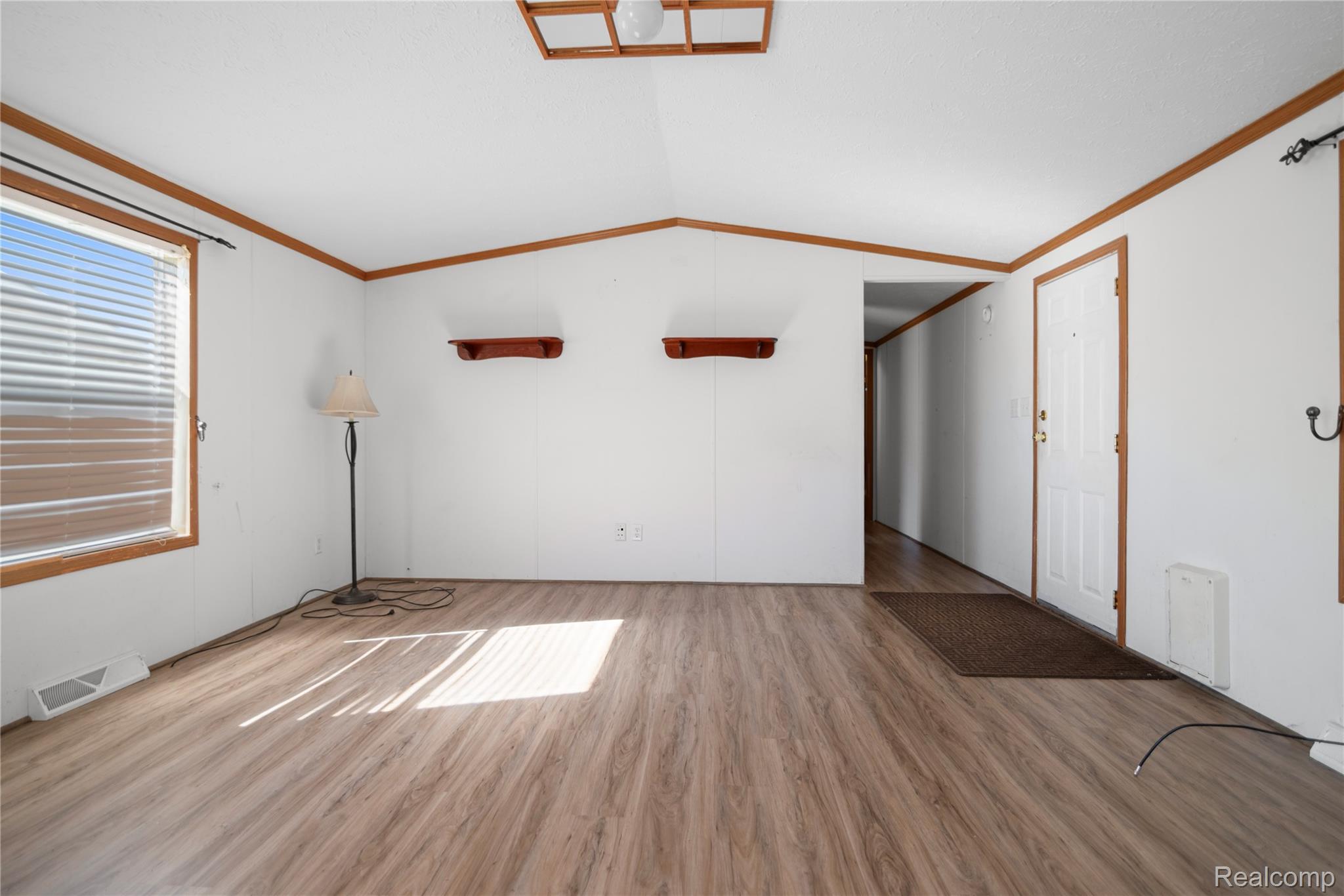 Huron Charter Township, Michigan 48164, United States, 3 Bedrooms Bedrooms, ,2 BathroomsBathrooms,Residential,Active,225804