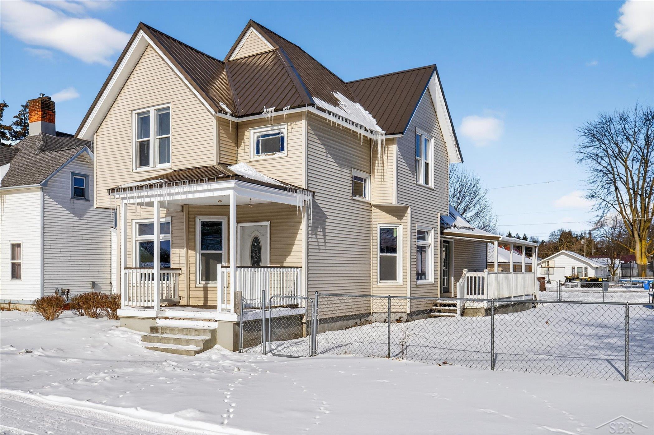 253 E Sebewaing Street