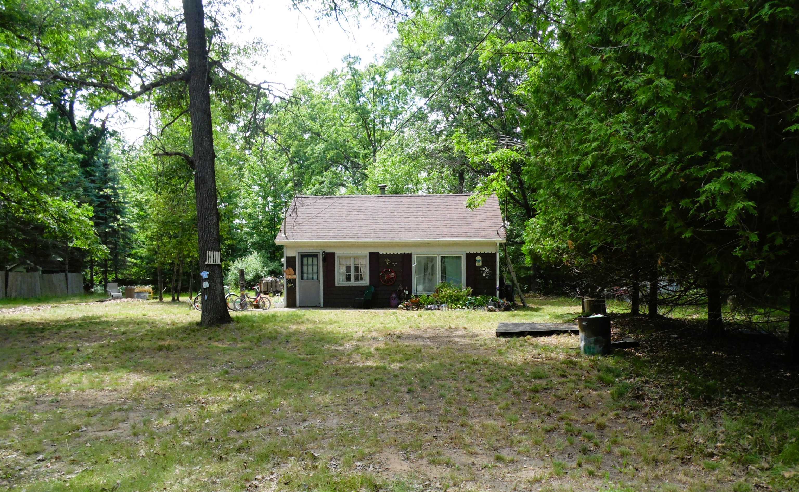 5294 Pinecrest
