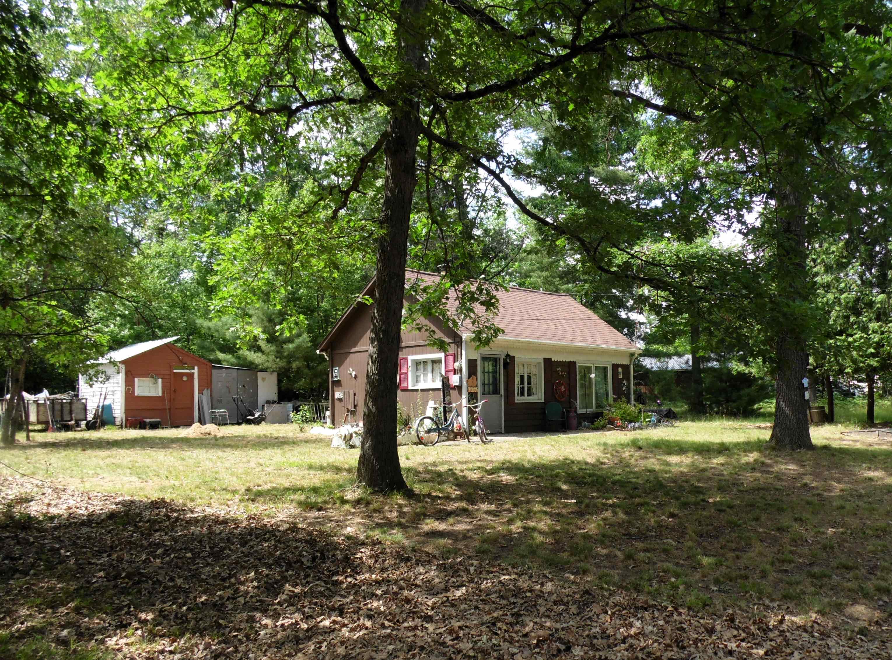 5294 Pinecrest
