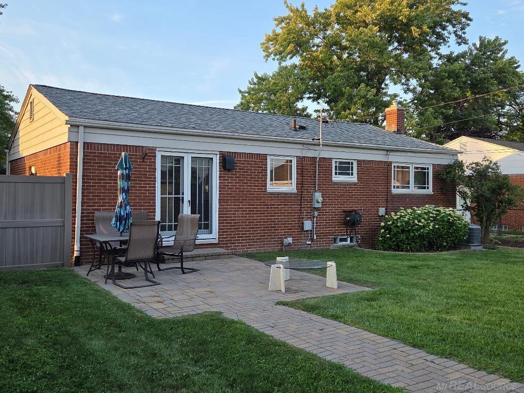16816 Hans Court