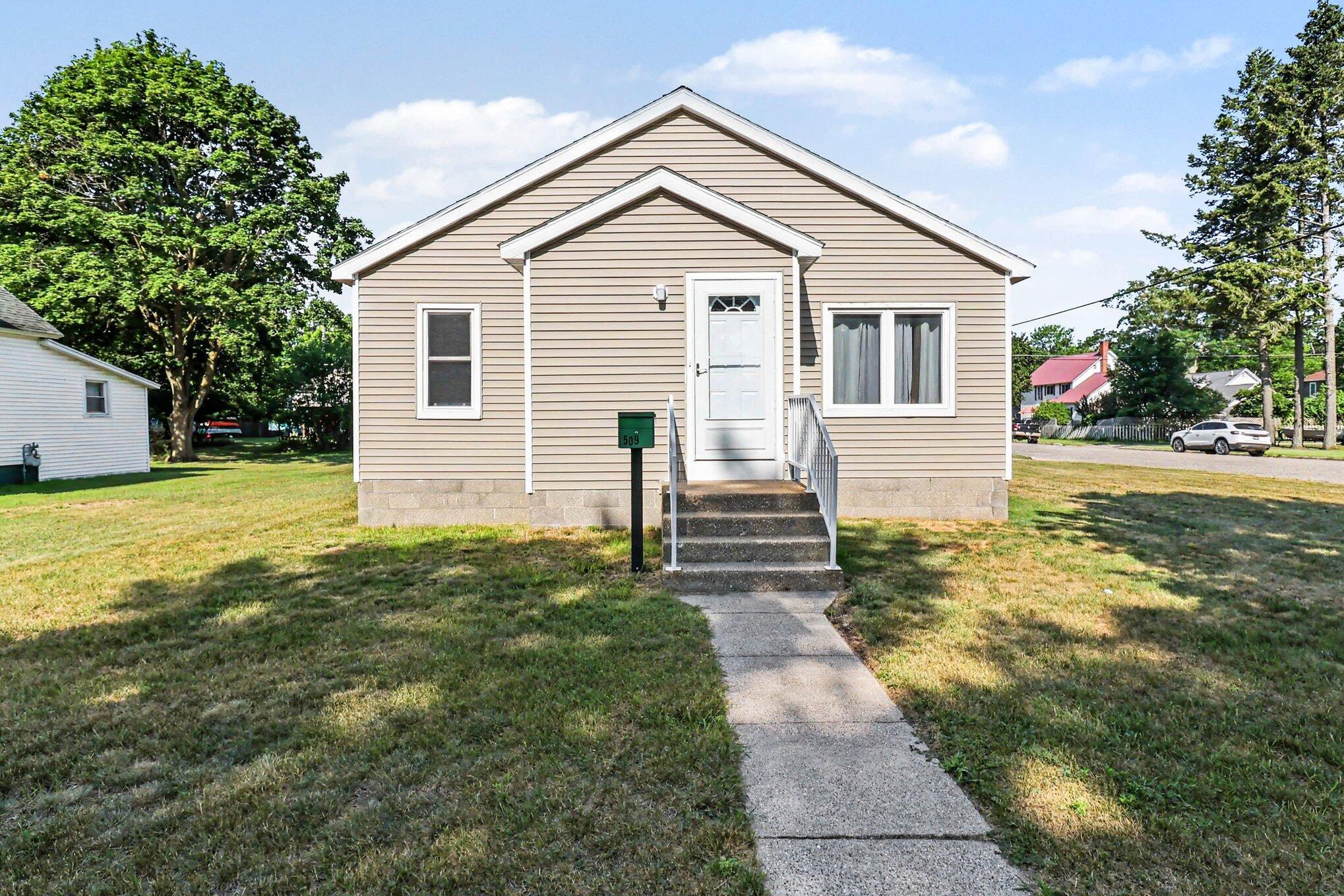 509 N Delia Street