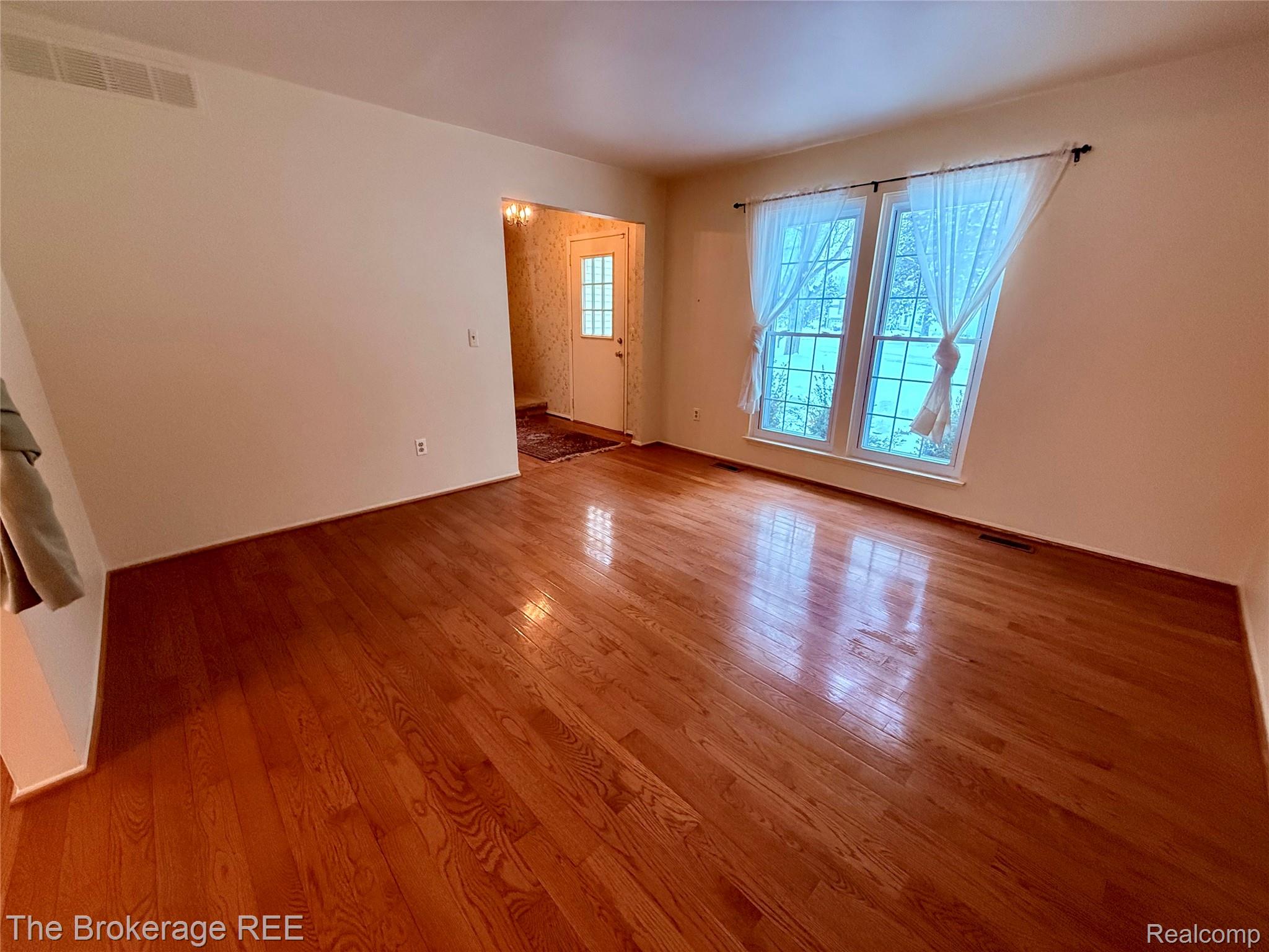 1295 W Fairview Lane Lane