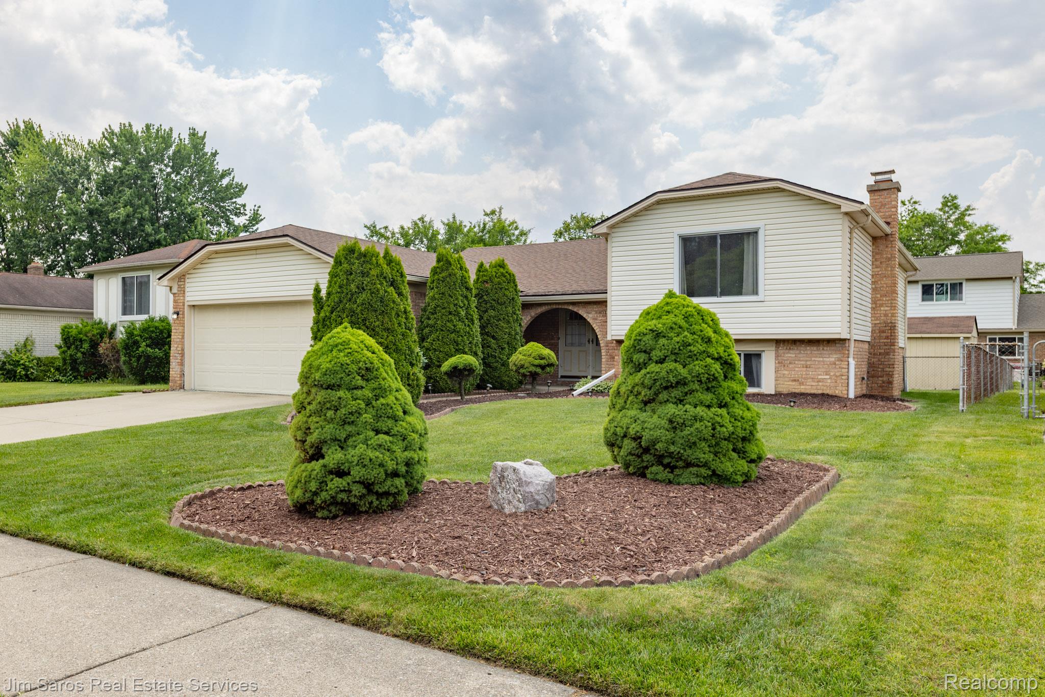 47425 Barbara Road