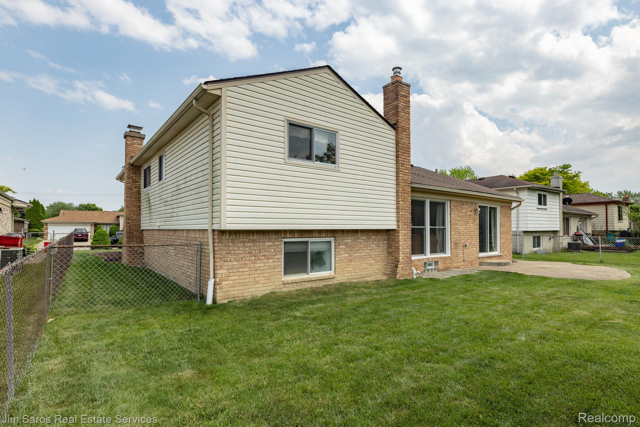 47425 Barbara Road