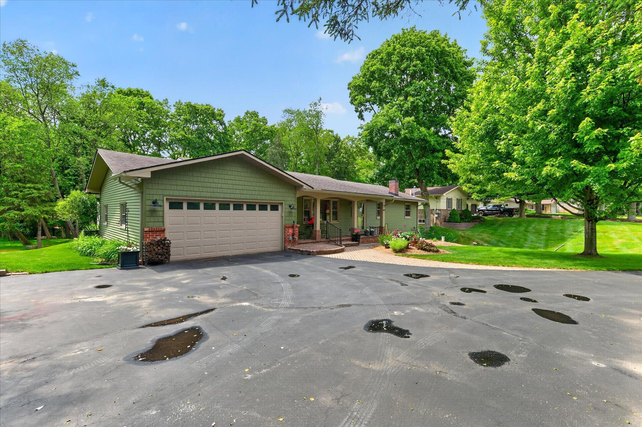 2801 N Tipsico Lake Road