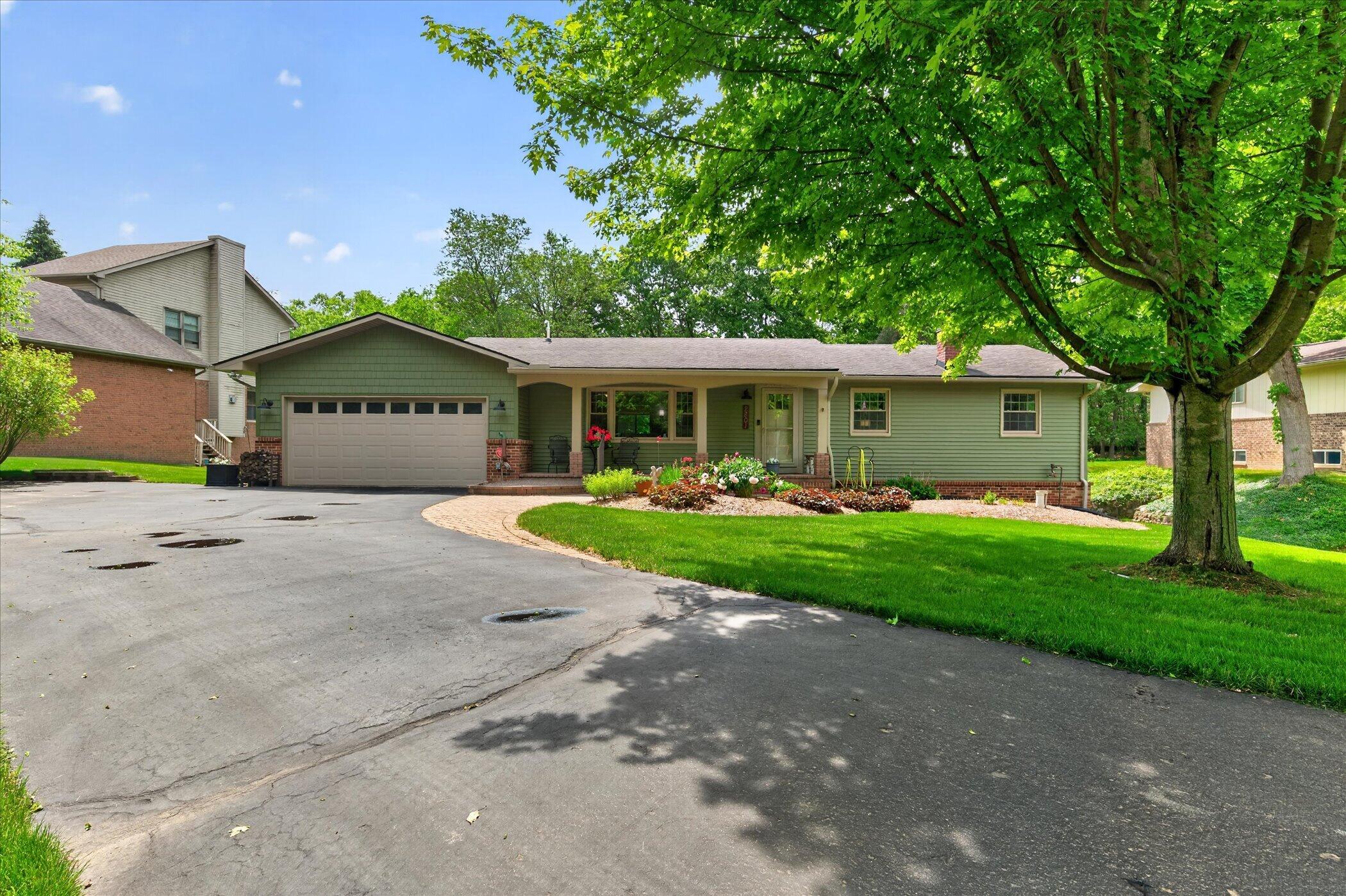 2801 N Tipsico Lake Road