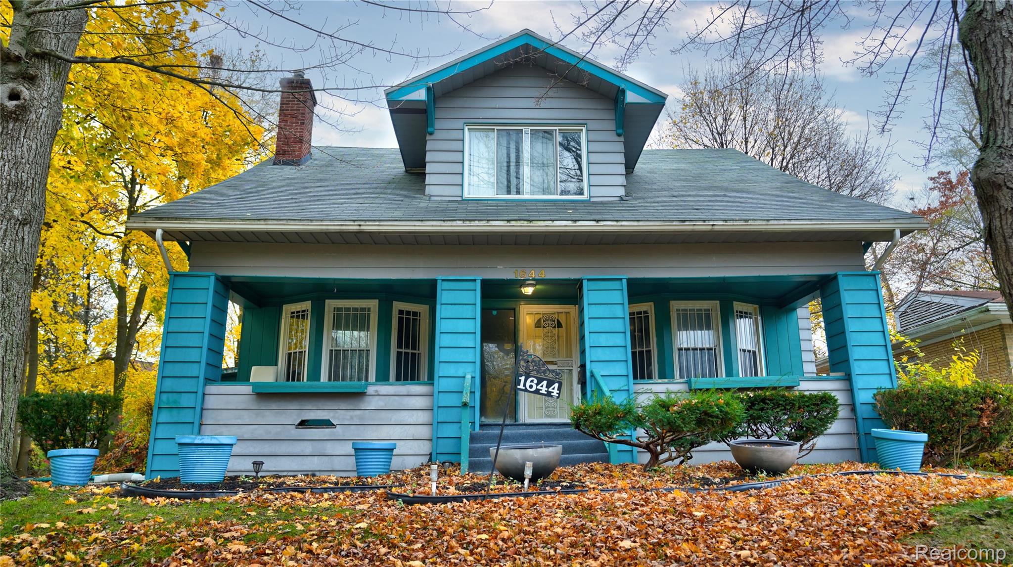 1644 Mason St 02 - Copy.jpg
