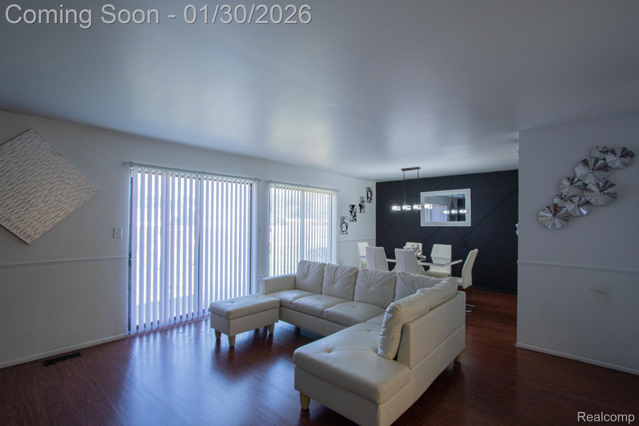 38684 Meadowlawn Street