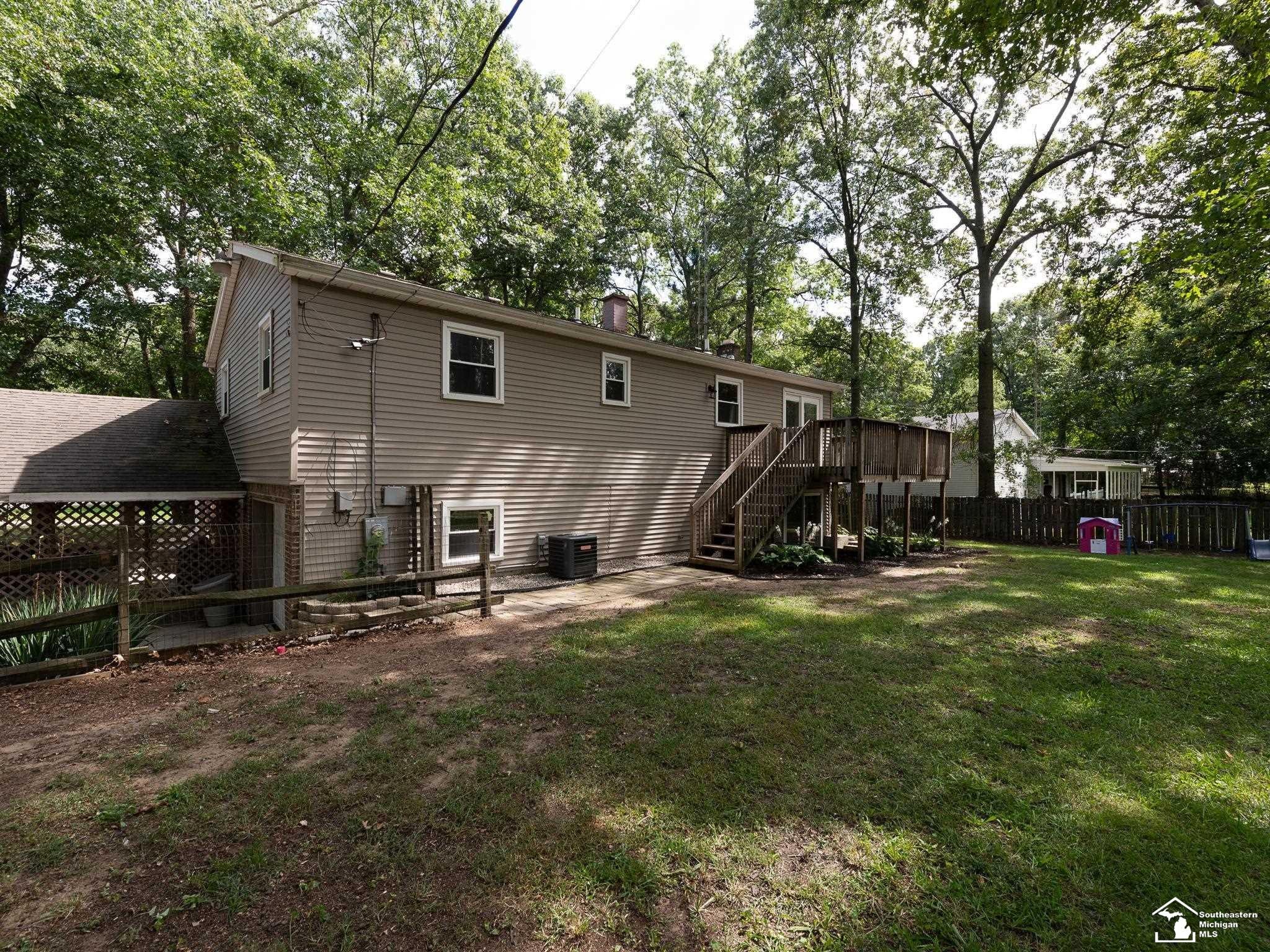 11589 Brookshire Drive