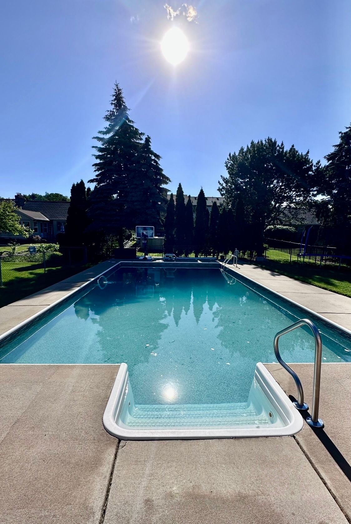 Macomb Township Macomb, Michigan 48044, United States, 4 Bedrooms Bedrooms, ,3 BathroomsBathrooms,Residential,Pending,116478