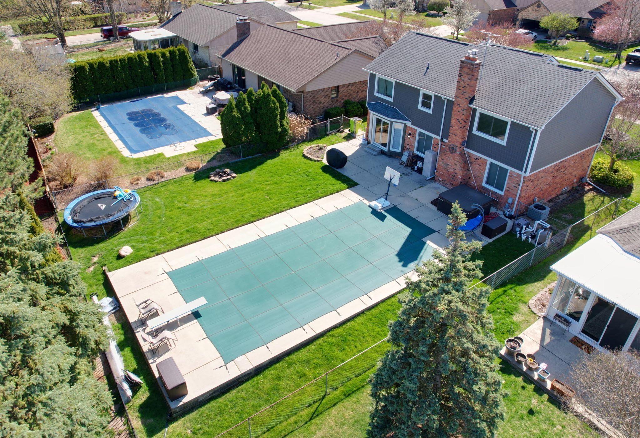 Macomb Township Macomb, Michigan 48044, United States, 4 Bedrooms Bedrooms, ,3 BathroomsBathrooms,Residential,Pending,116478