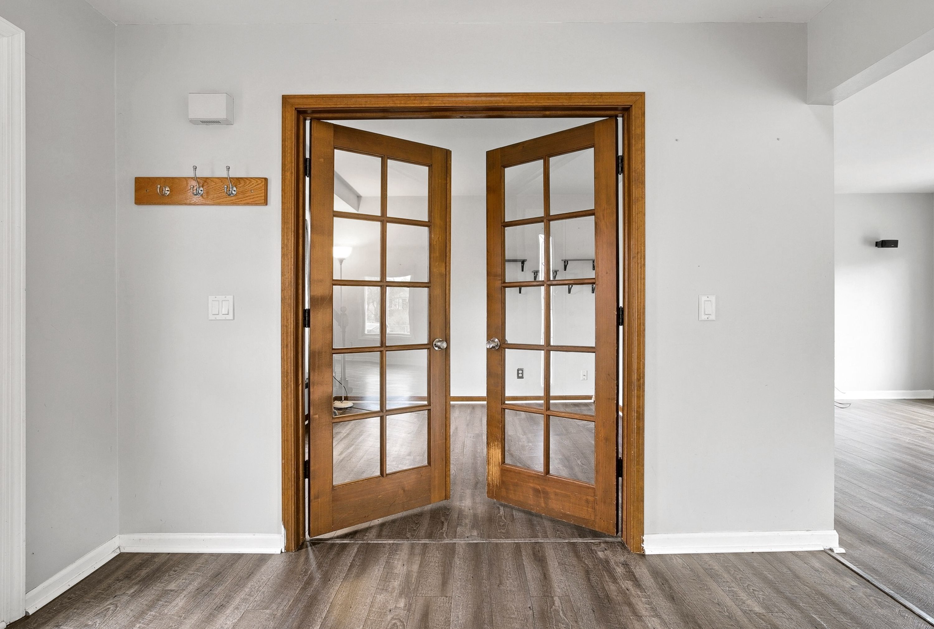 Macomb Township Macomb, Michigan 48044, United States, 4 Bedrooms Bedrooms, ,3 BathroomsBathrooms,Residential,Pending,116478