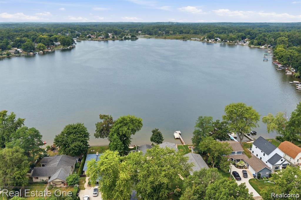 0101 Creston Drive