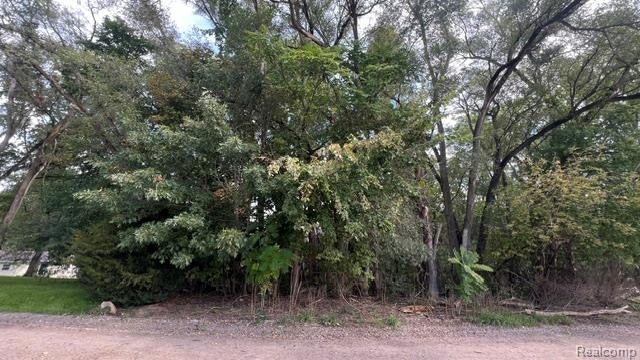 0101 Creston Drive