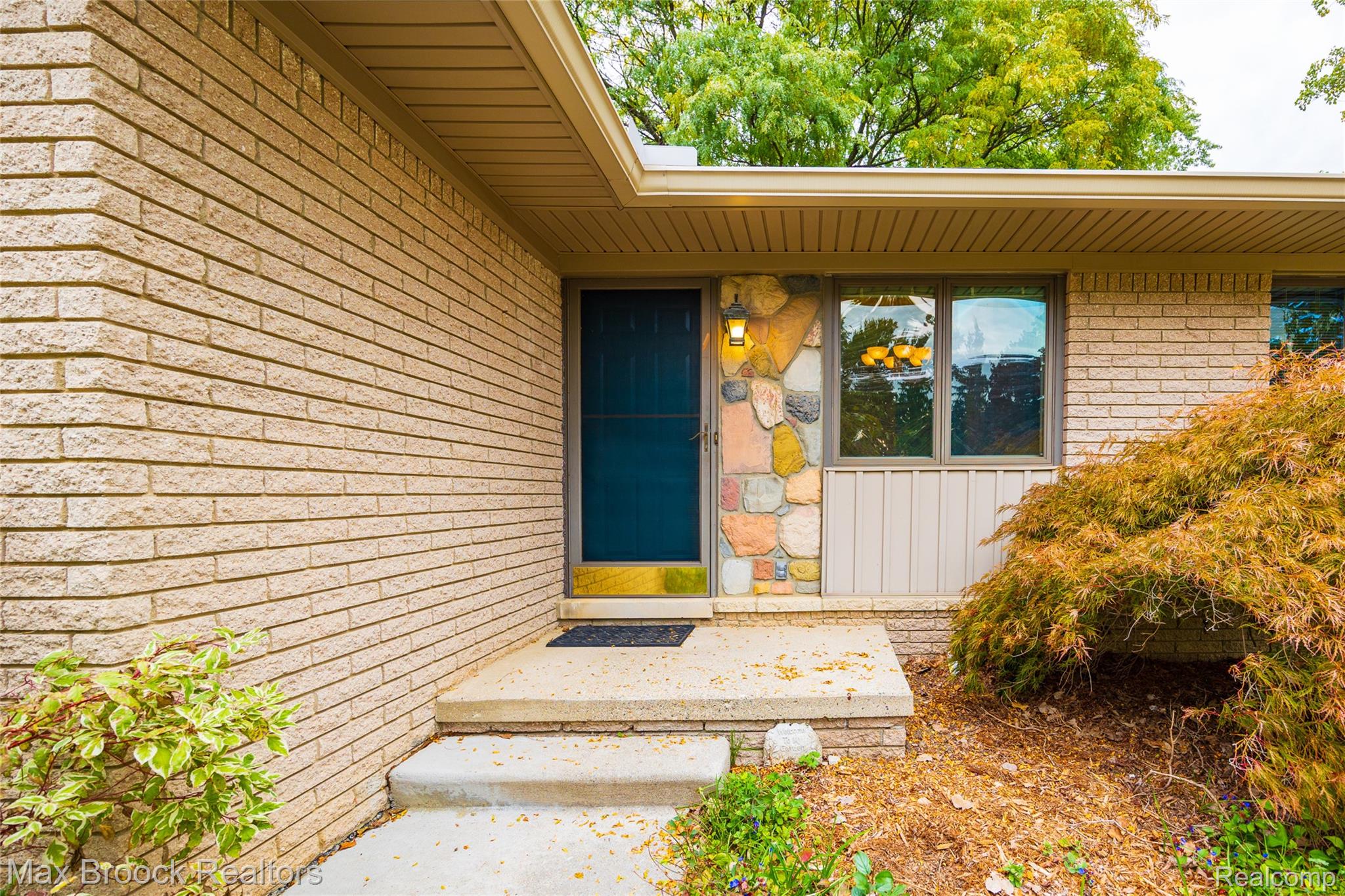 304 Paragon Drive