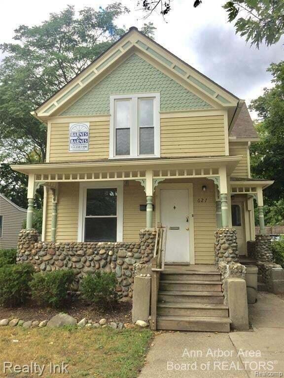 627 N Adams