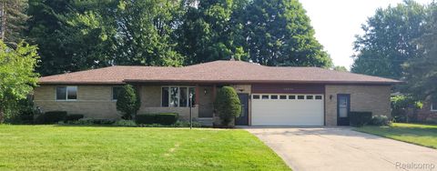 Photo of 18534 Hollie Drive, Macomb Township, MI 48044 (MLS # 20251029306)