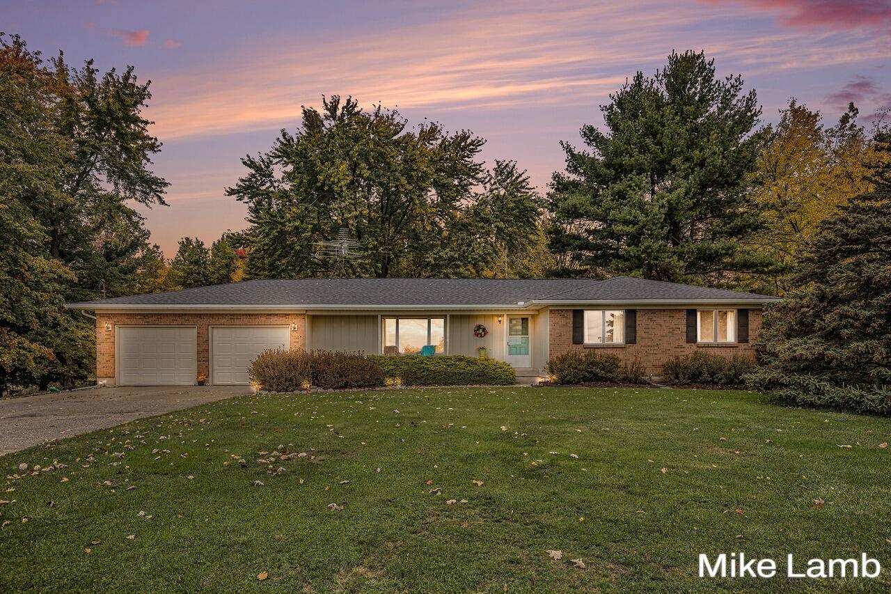 3825 14 Mile Road NW