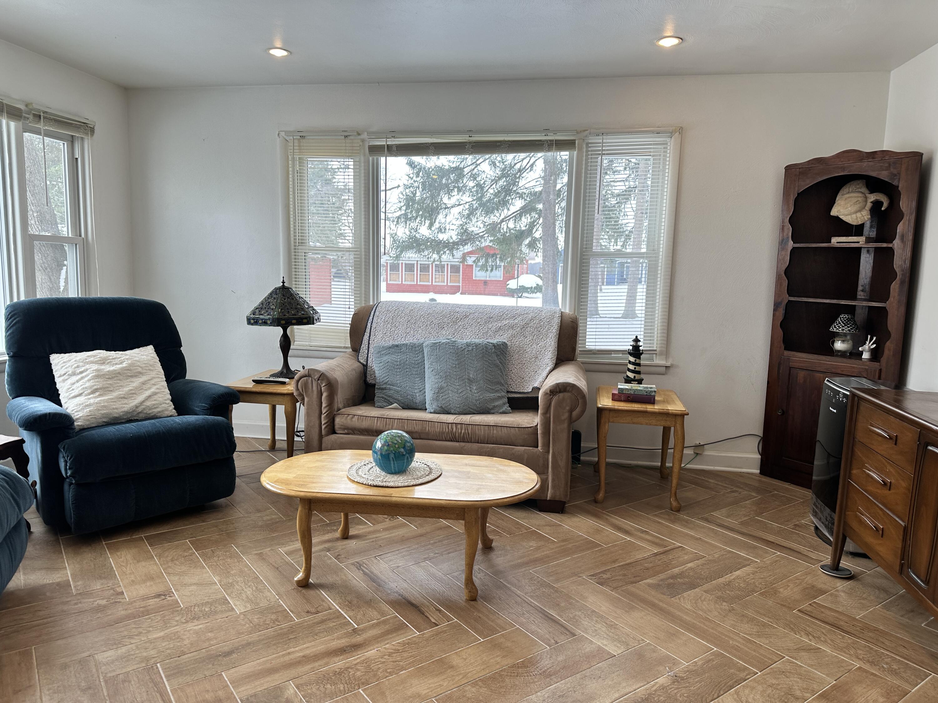 50330 Eastside Drive