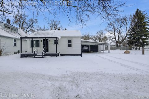 2213 Bancroft Street Port Huron City MI 48060