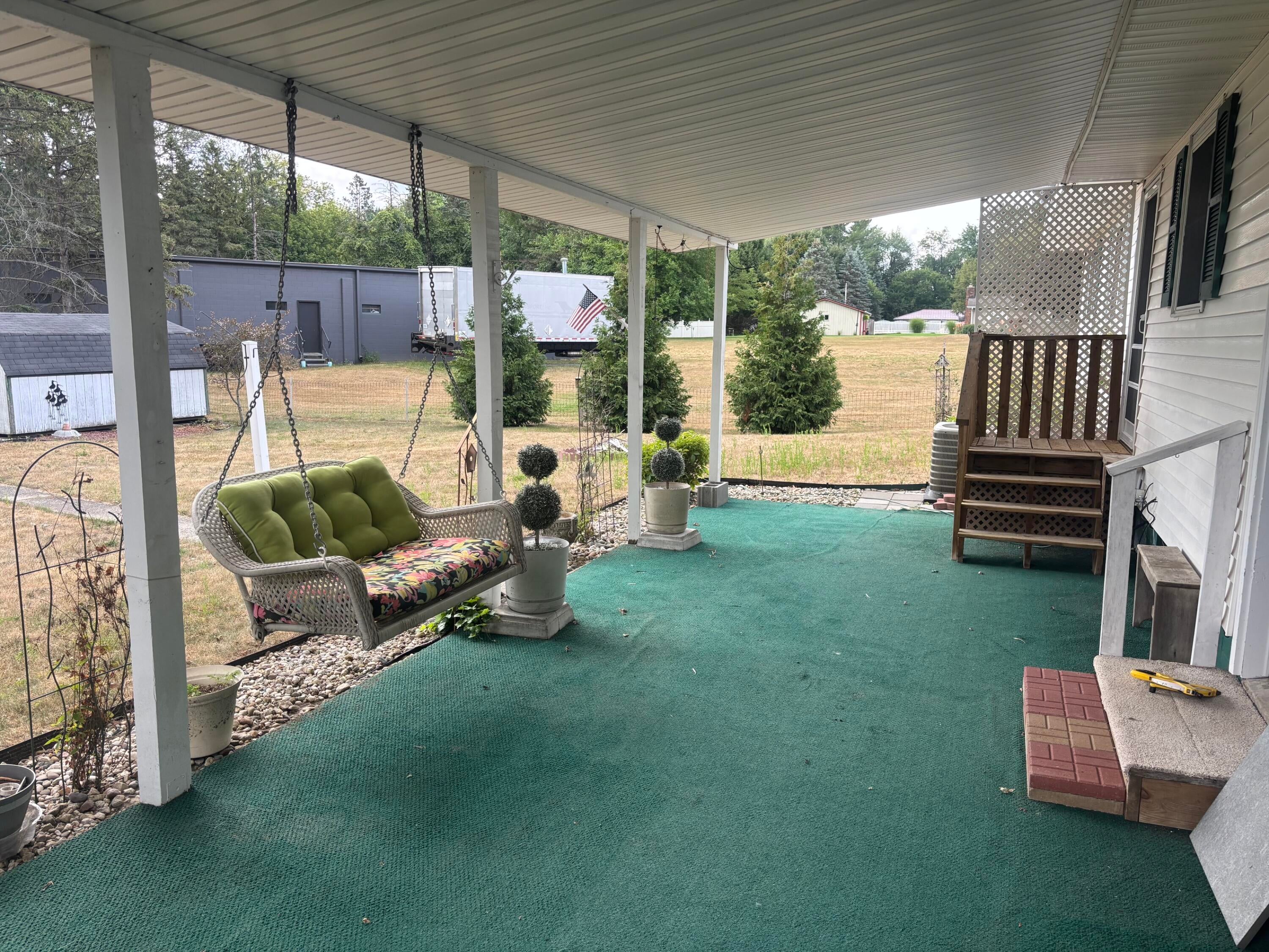 3092 Emery Lane