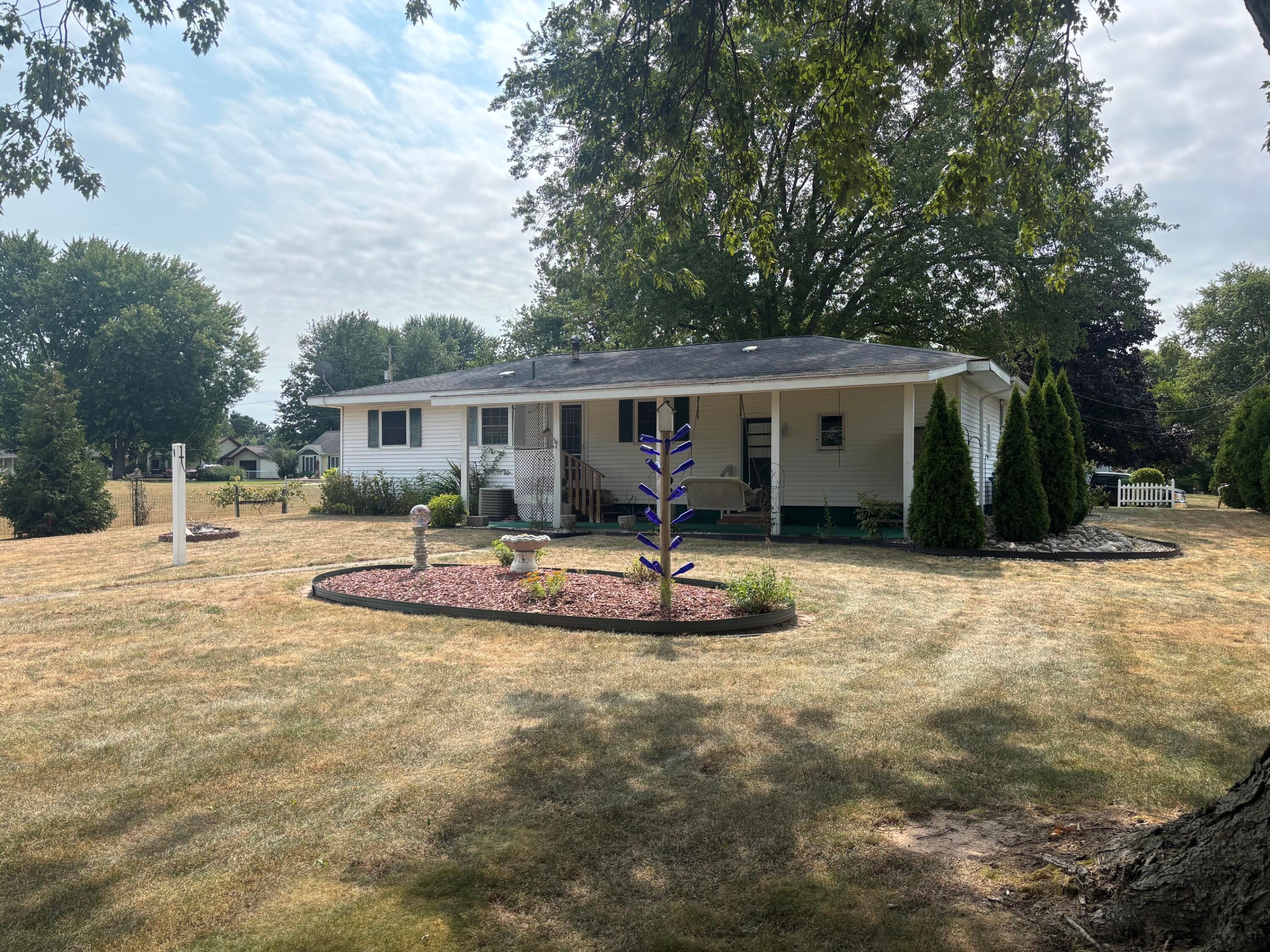 3092 Emery Lane