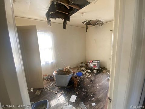 Tiny photo for 15001 Freeland Street, Detroit City, MI 48227 (MLS # 20261004088)