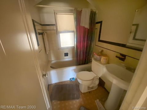 Tiny photo for 15001 Freeland Street, Detroit City, MI 48227 (MLS # 20261004088)