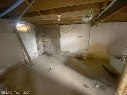 Tiny photo for 15001 Freeland Street, Detroit City, MI 48227 (MLS # 20261004088)