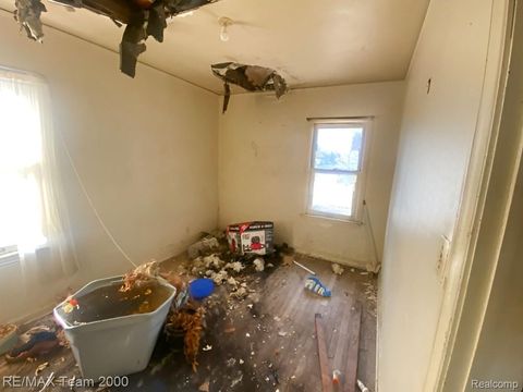 Tiny photo for 15001 Freeland Street, Detroit City, MI 48227 (MLS # 20261004088)