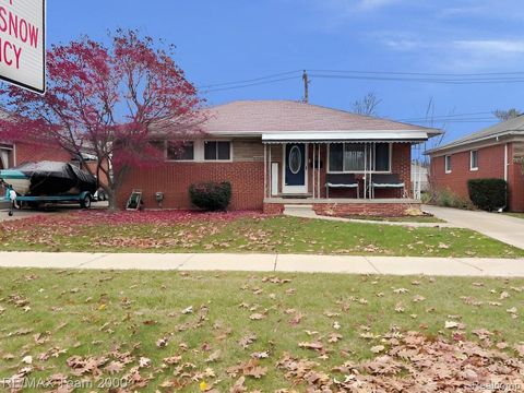 19431 STEPHENS Eastpointe City MI 48021