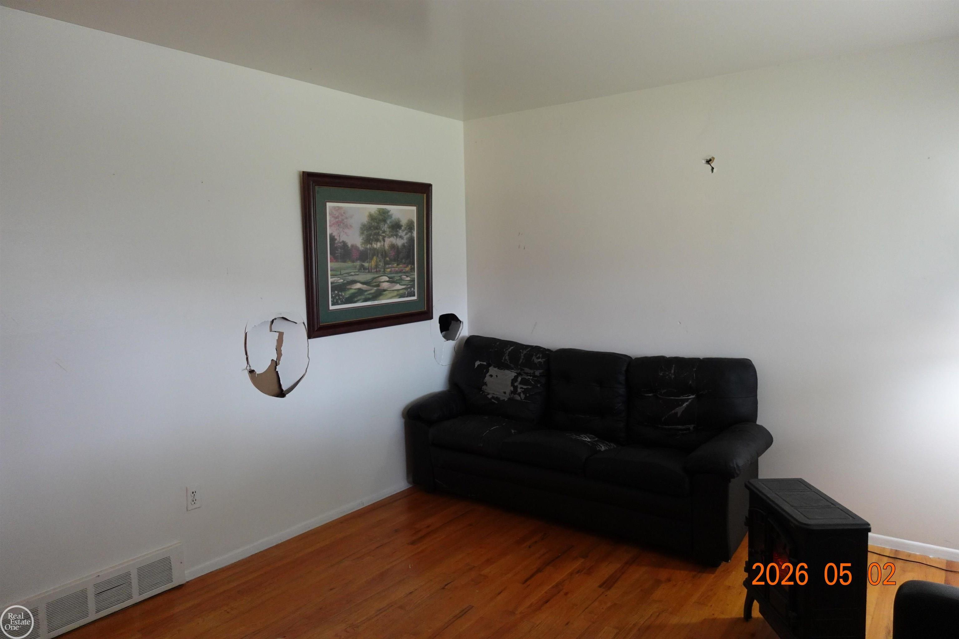40252 HAMILTON Drive