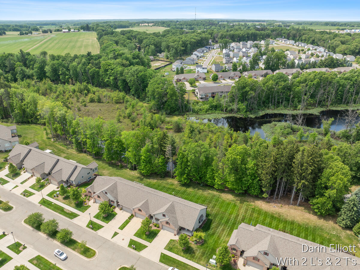 1015 Grosvenor Drive Unit 4