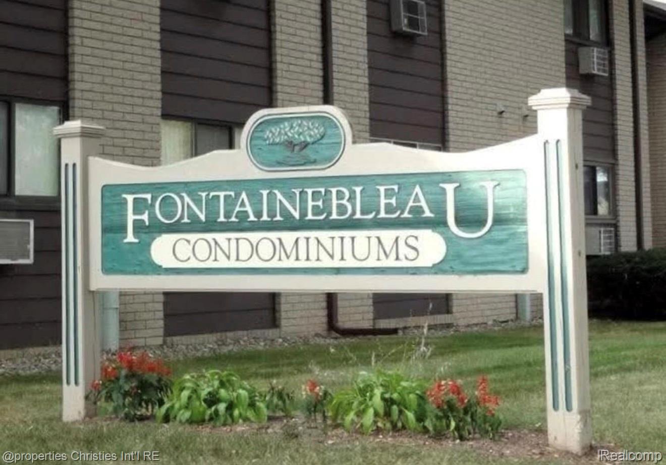 995 N Cass Lake Road