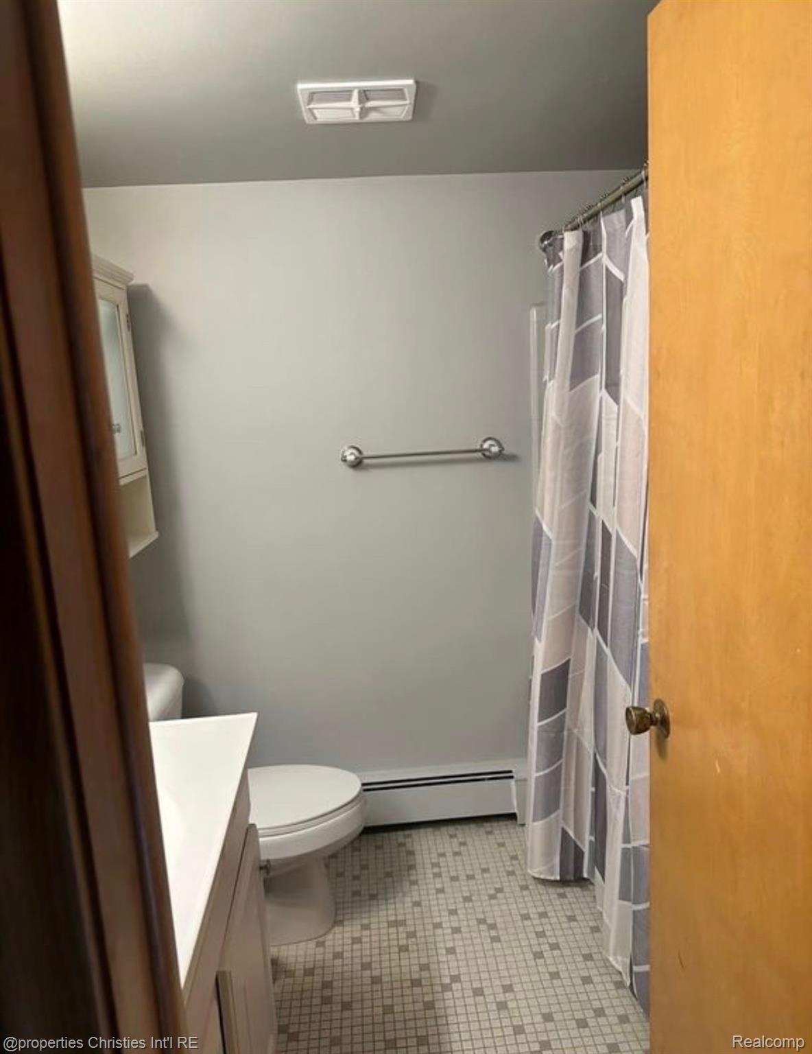 995 N Cass Lake Road