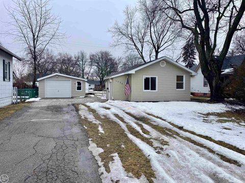 1624 Howard Street Port Huron City MI 48060