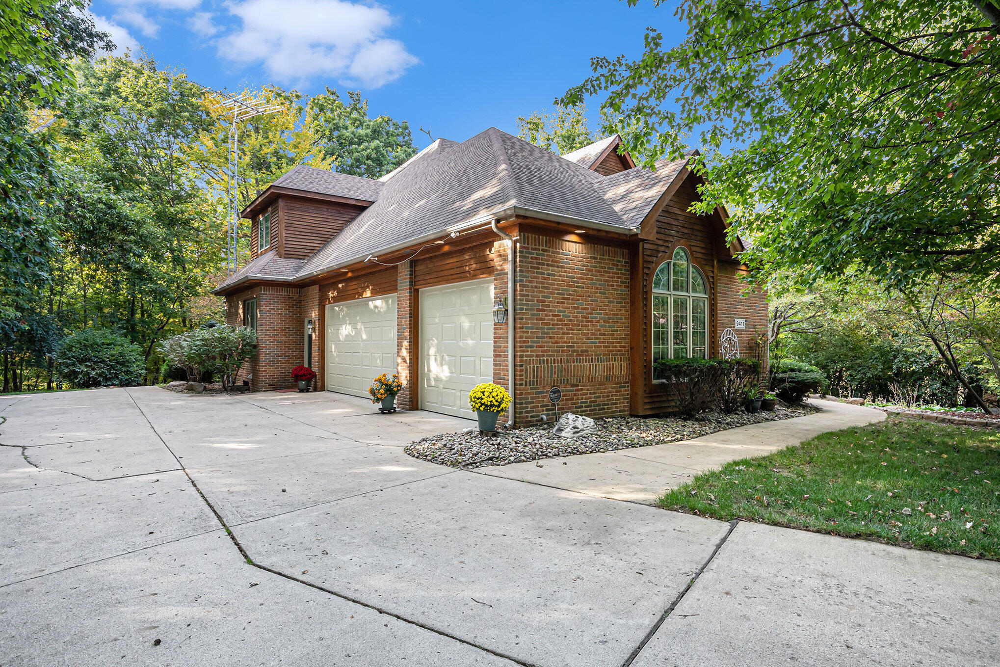 9411 Fair Oaks Drive