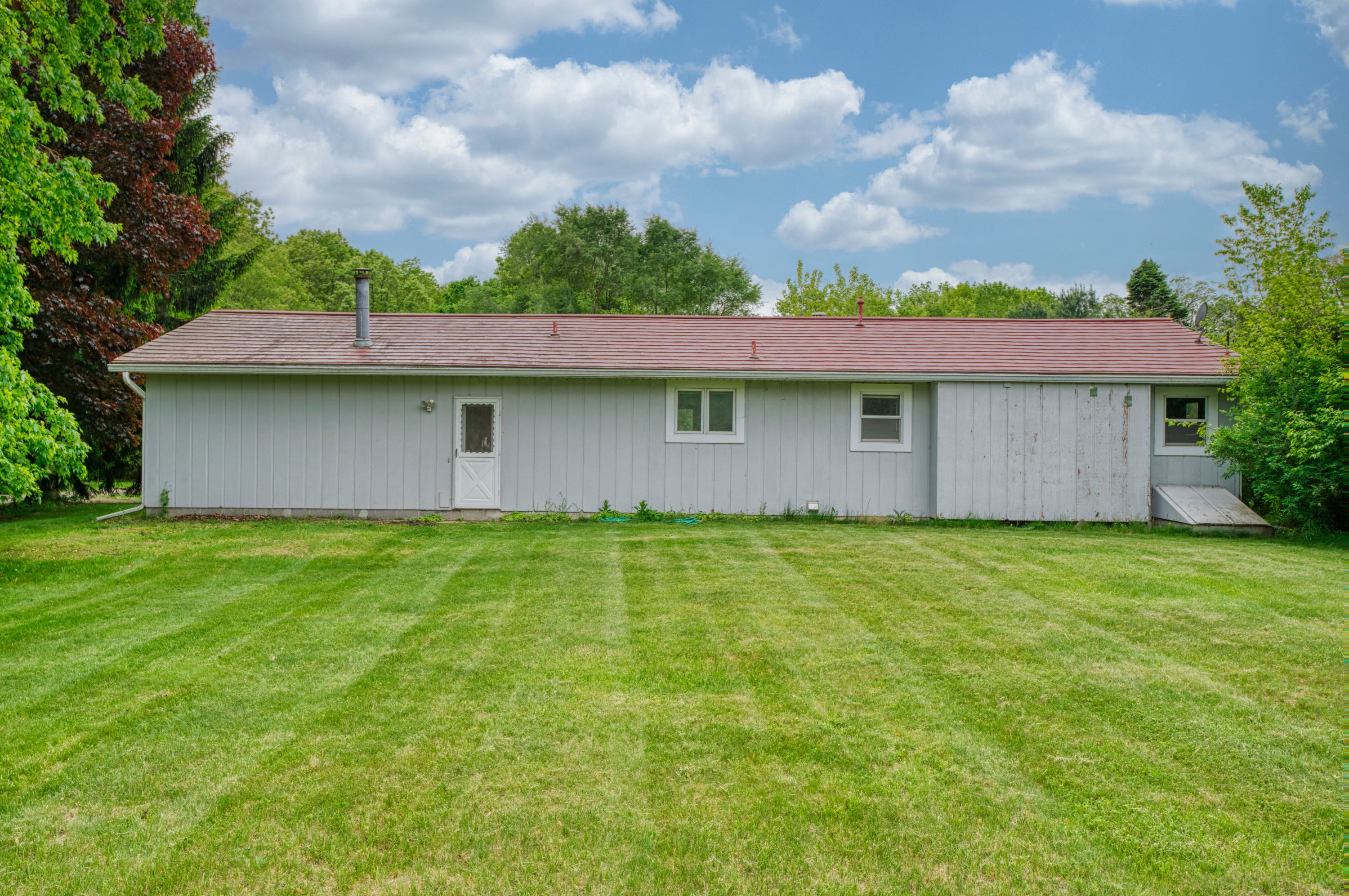 4384 DEXTER PINCKNEY Road
