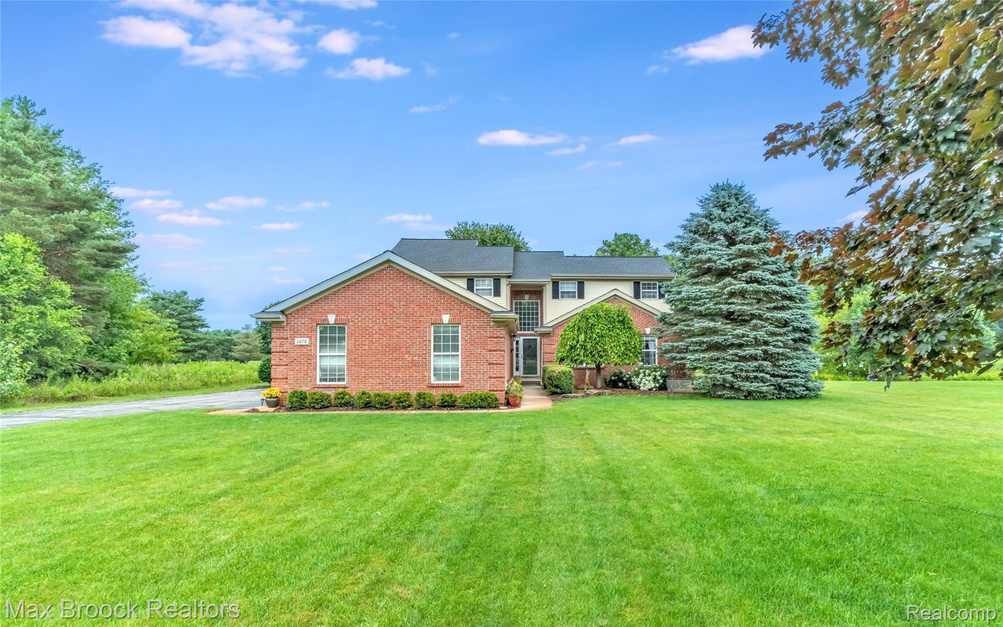 1478 Courtney Court