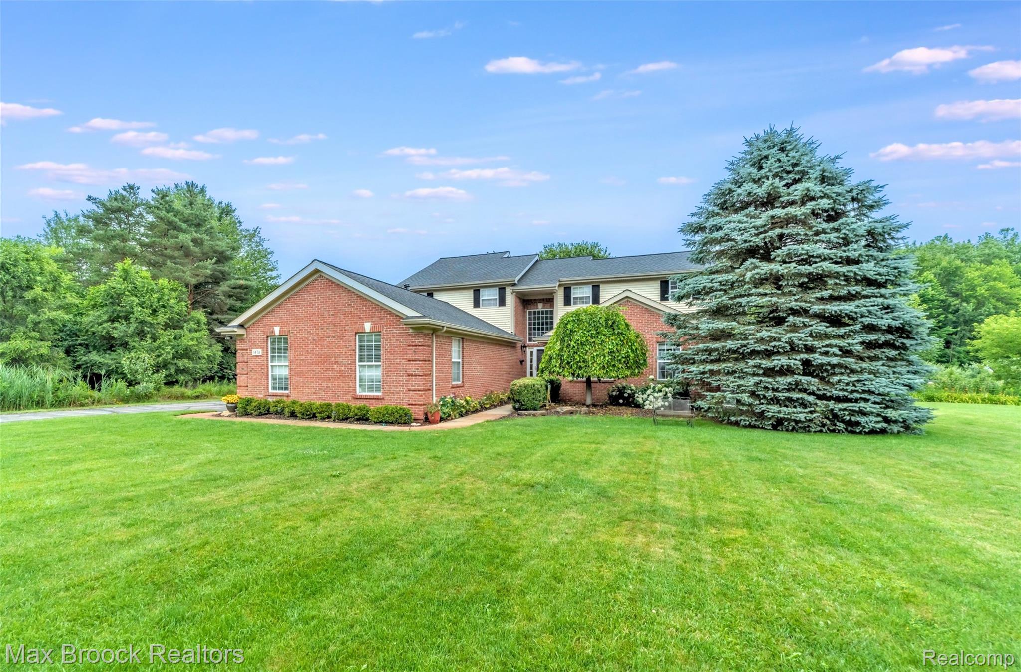 1478 Courtney Court