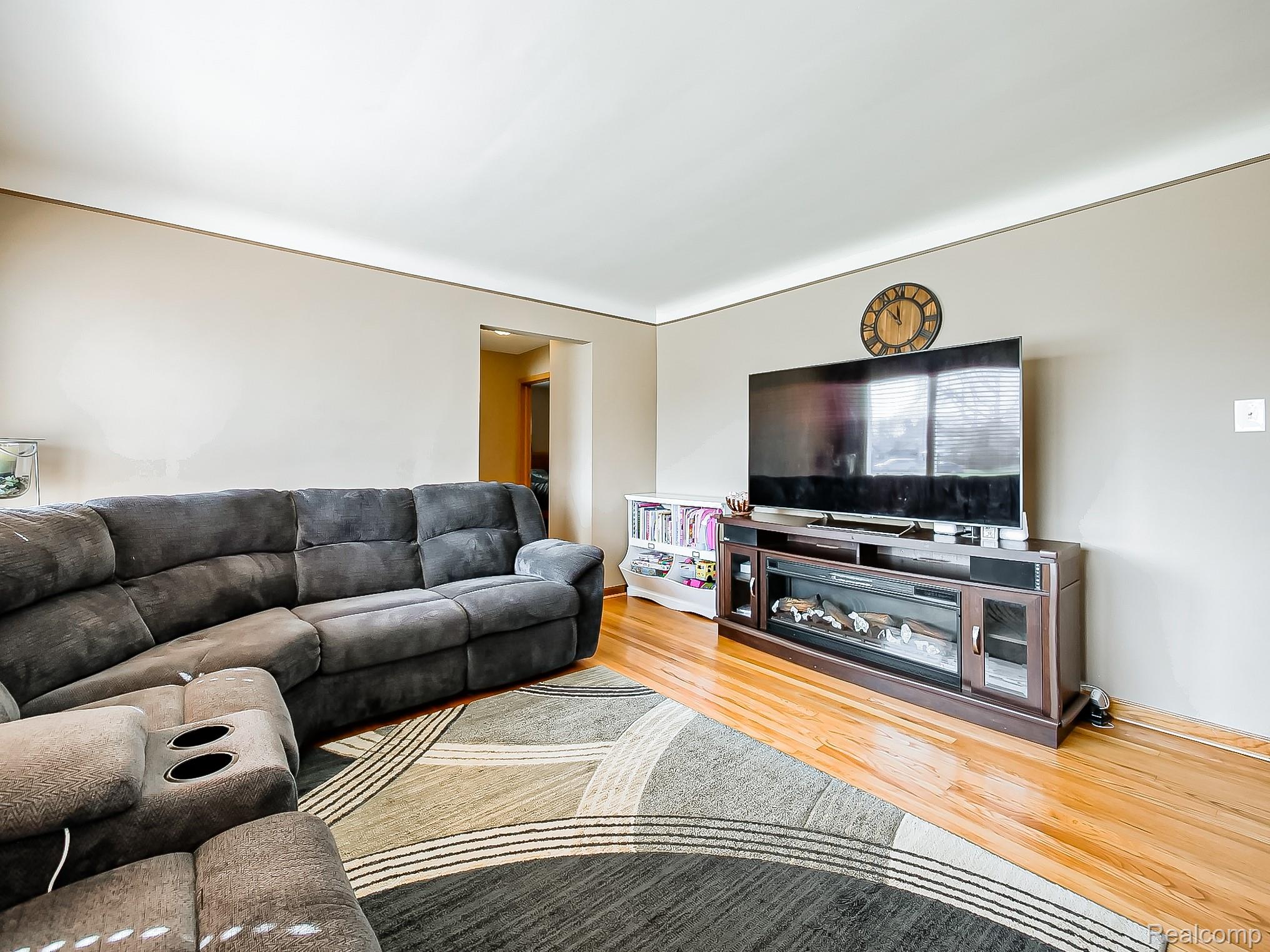 8634 Allen Road