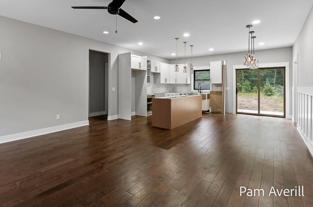 2336 Macarthur Road