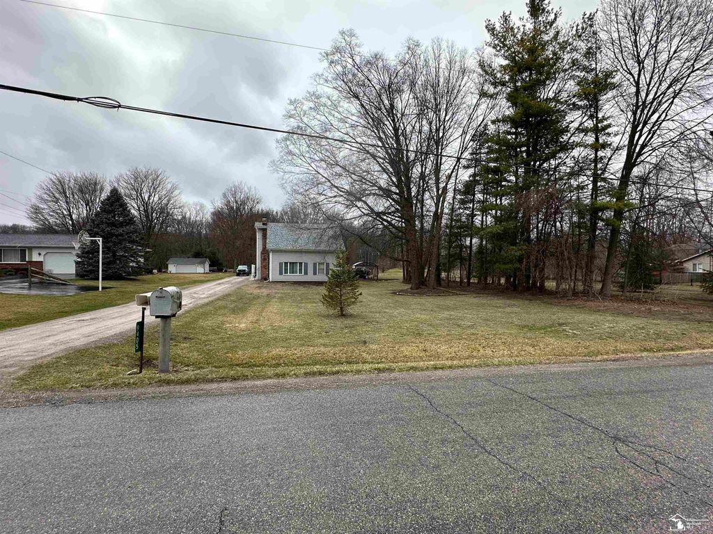 listing image 0