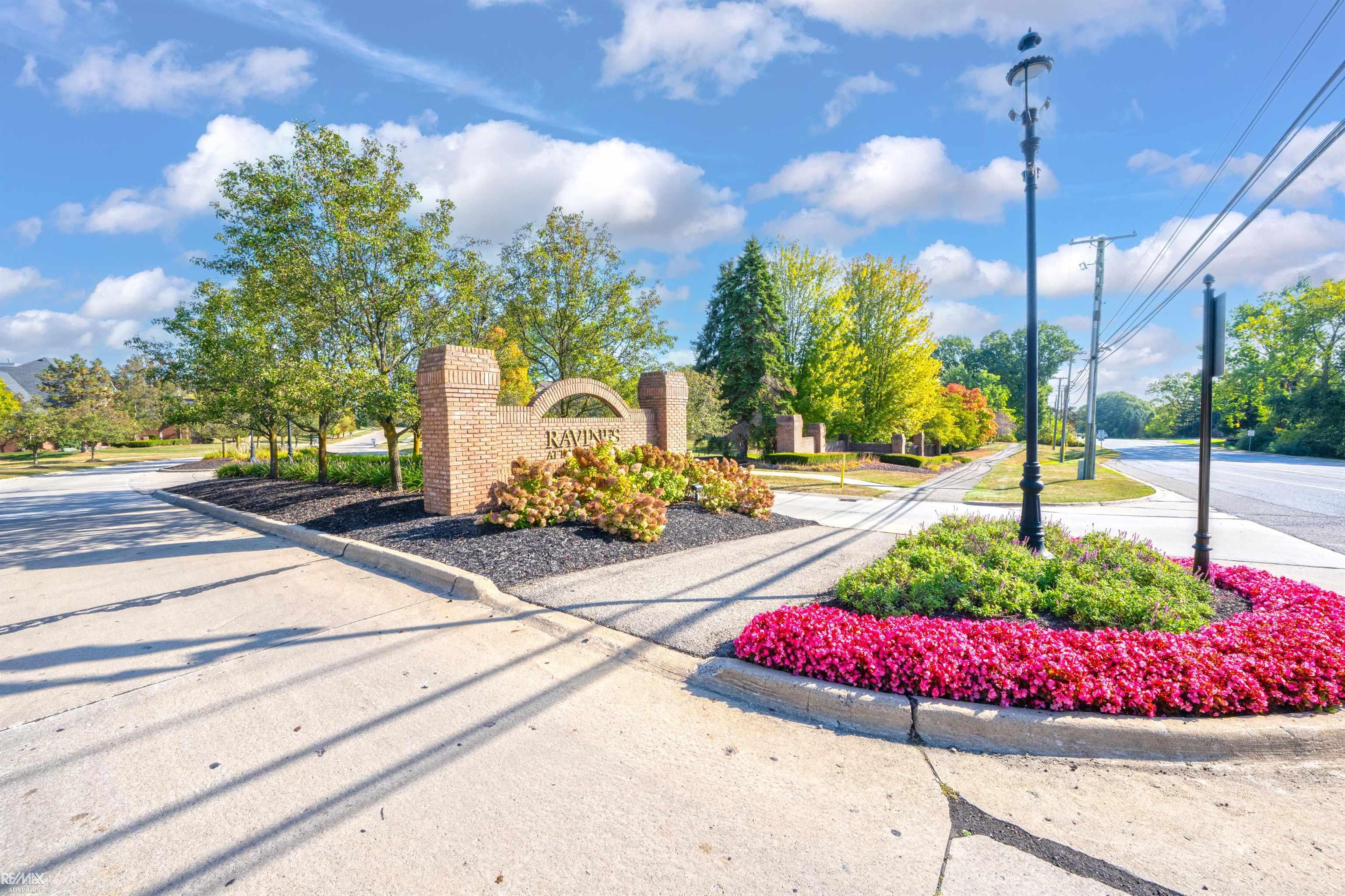 9037 Prestwick Court