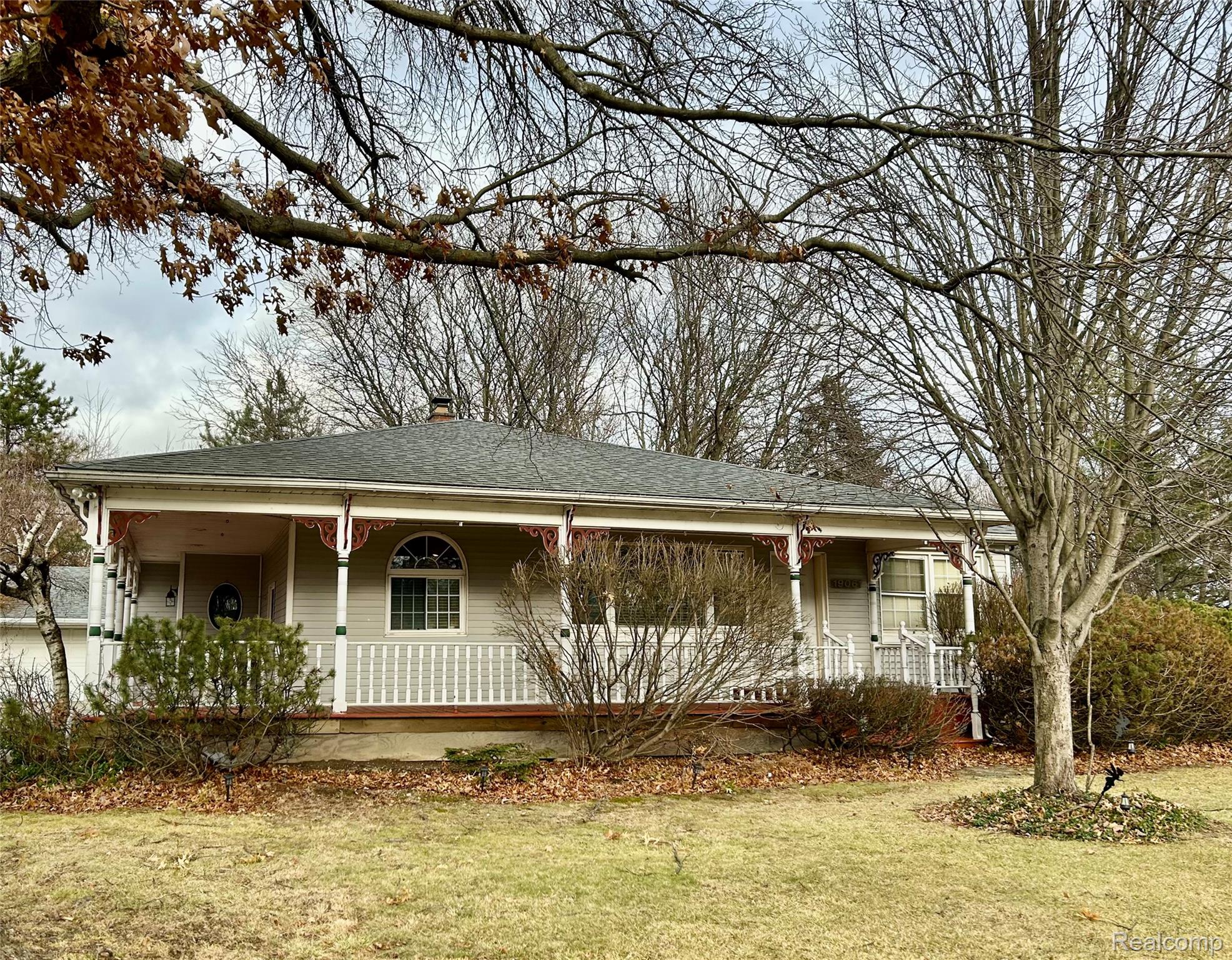 19061 Veronica Avenue