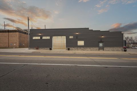 206 W Louis Glick Highway Jackson City MI 49201