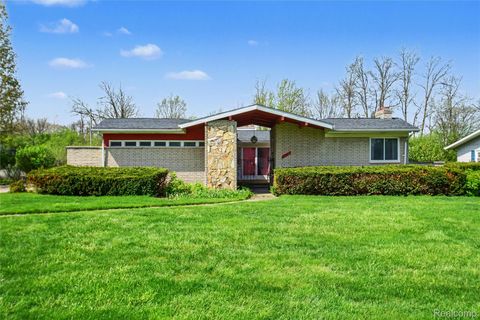4400 Hedgethorn Circle Burton City MI 48509